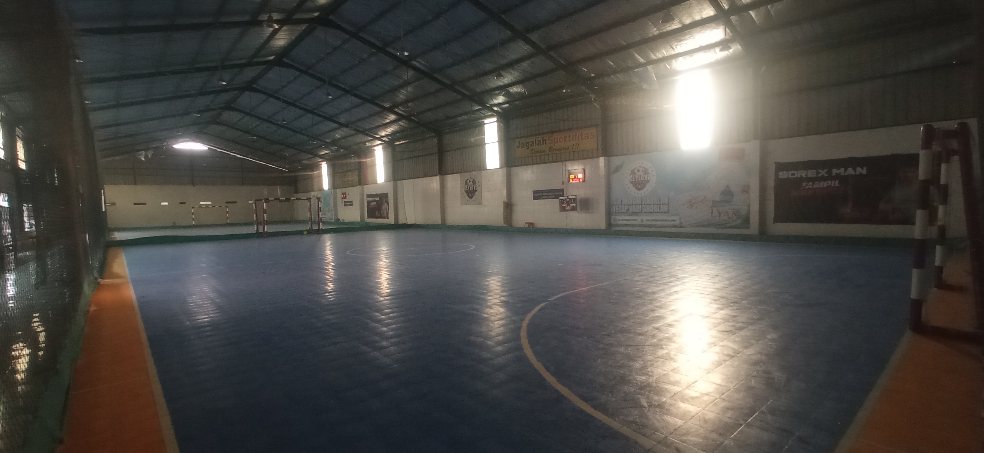 Lapangan Sintesis B